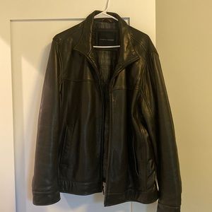 Black Tommy Hilfiger leather jacket. EUC